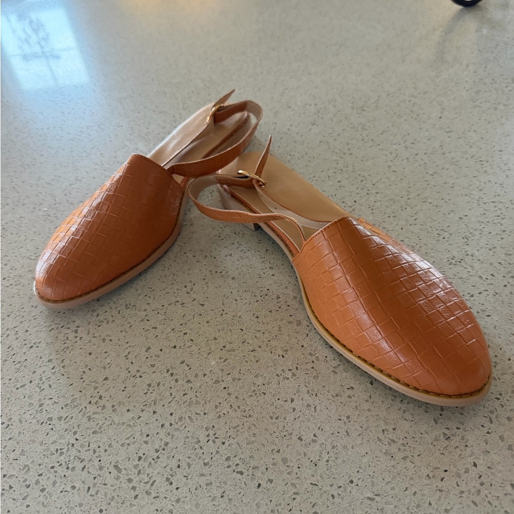 Women's Tan Slingback Flats